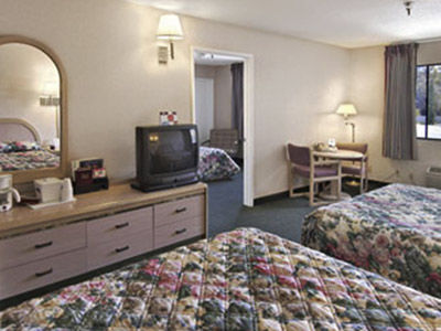 The Dixie Orange County Hotel Stanton Quarto foto