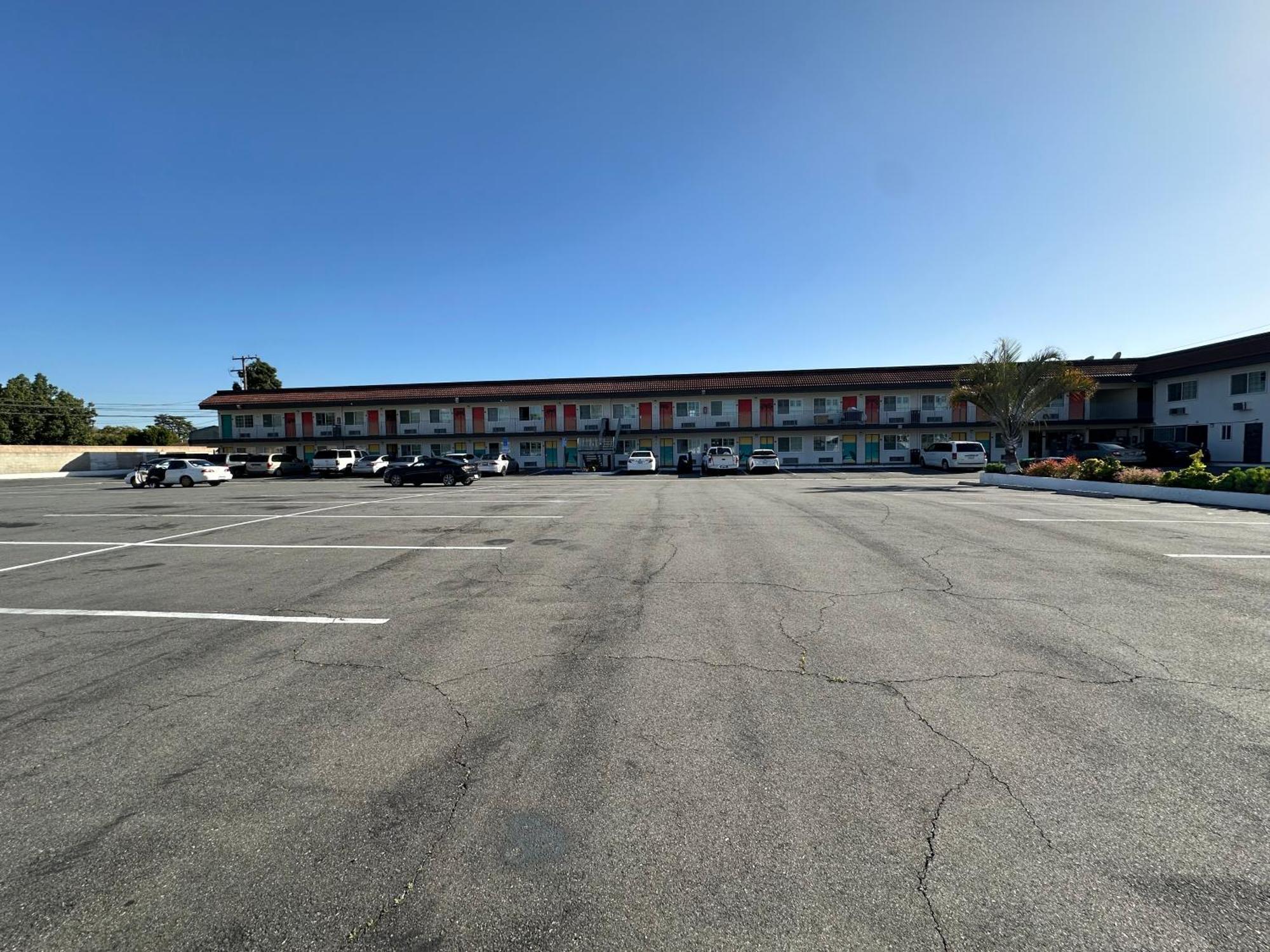 The Dixie Orange County Hotel Stanton Exterior foto