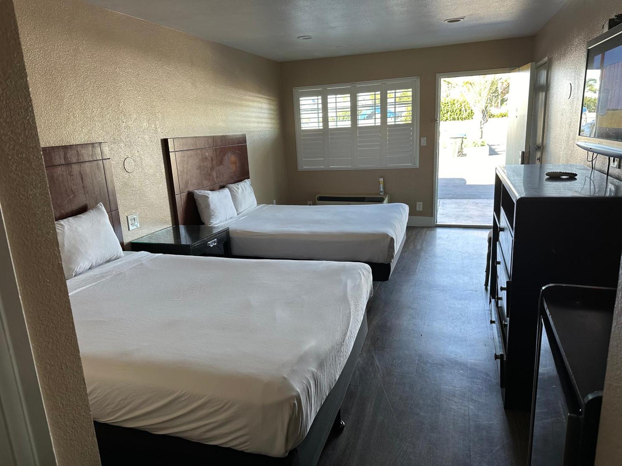 The Dixie Orange County Hotel Stanton Exterior foto