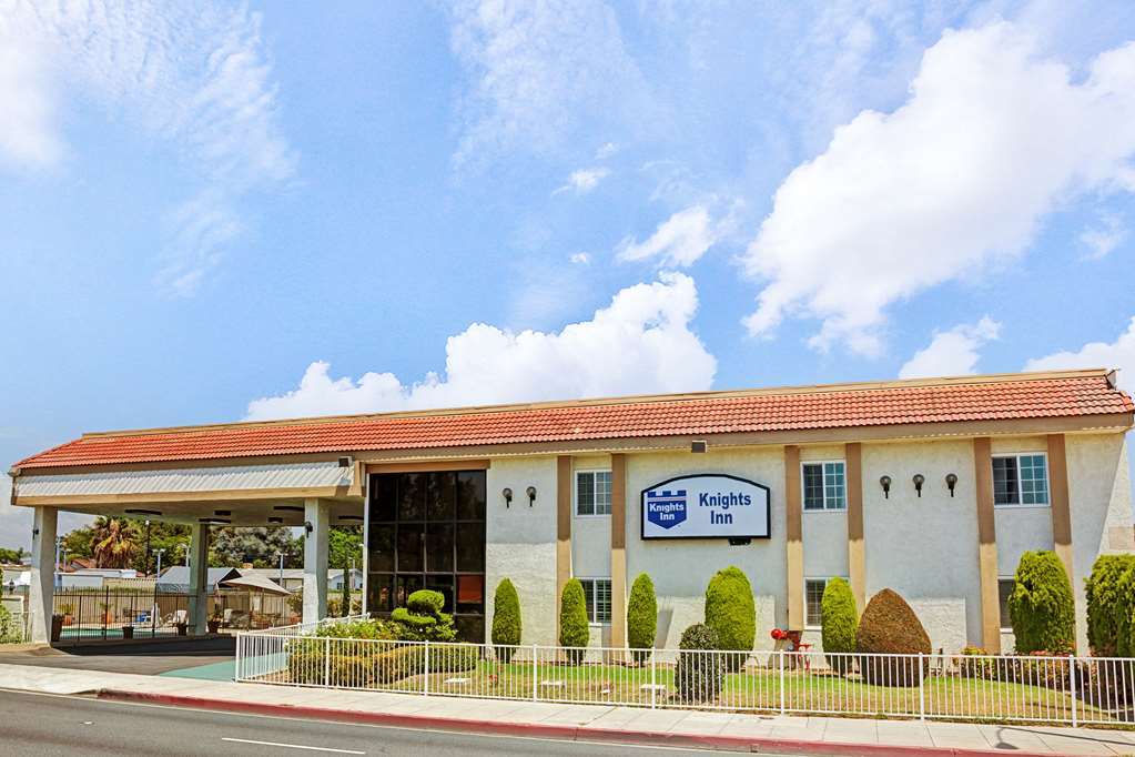 The Dixie Orange County Hotel Stanton Exterior foto