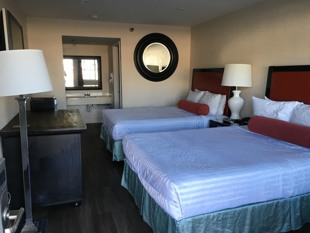 The Dixie Orange County Hotel Stanton Exterior foto